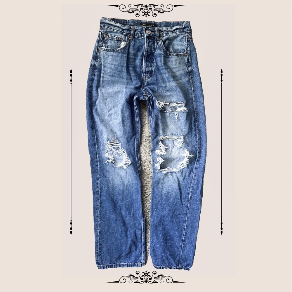 Aeropostale Women's Distressed 90’s Baggy Jeans - Size 4 Reg - Cotton Denim - Picture 1 of 8